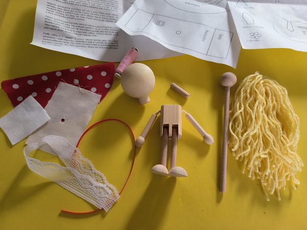 DIY - wooden puppet - Girl